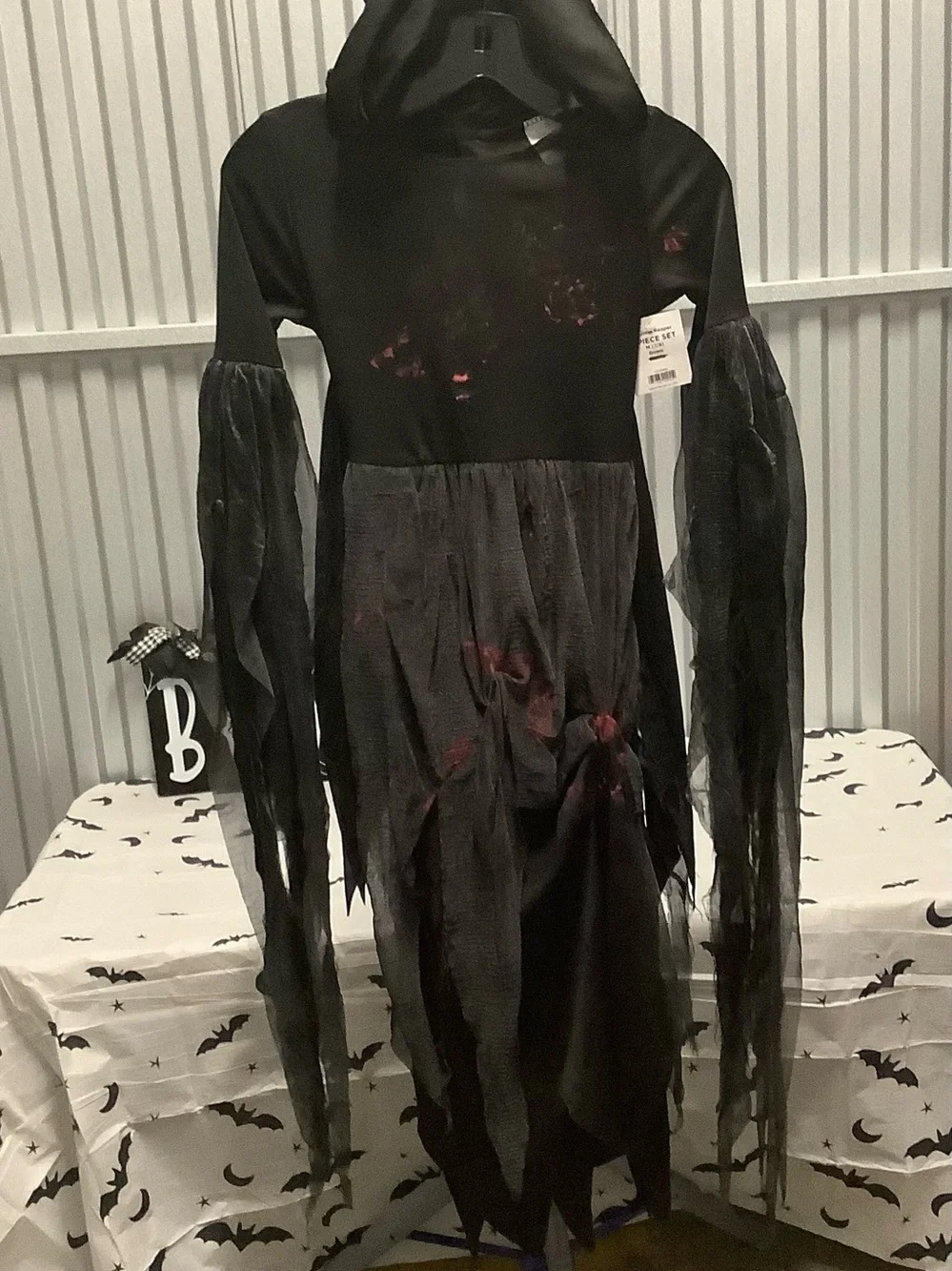 Kids Black Hooded soulless reaper Halloween Costume Tattered Sleeves size 7/8